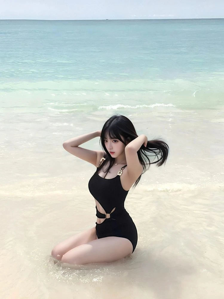 Sexy Cutout Monokini Women 2026 Fashion Hollow Out Design Beach Vacation Swimsuit Chic Spa Resort Wear Summer Bathing Suit